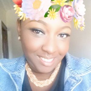 Meet your Posher, Monique